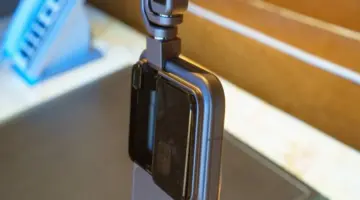 ظهور غامض لهاتف Honor Robot في نهائي كأس العالم يثير تساؤلات الجمهور
